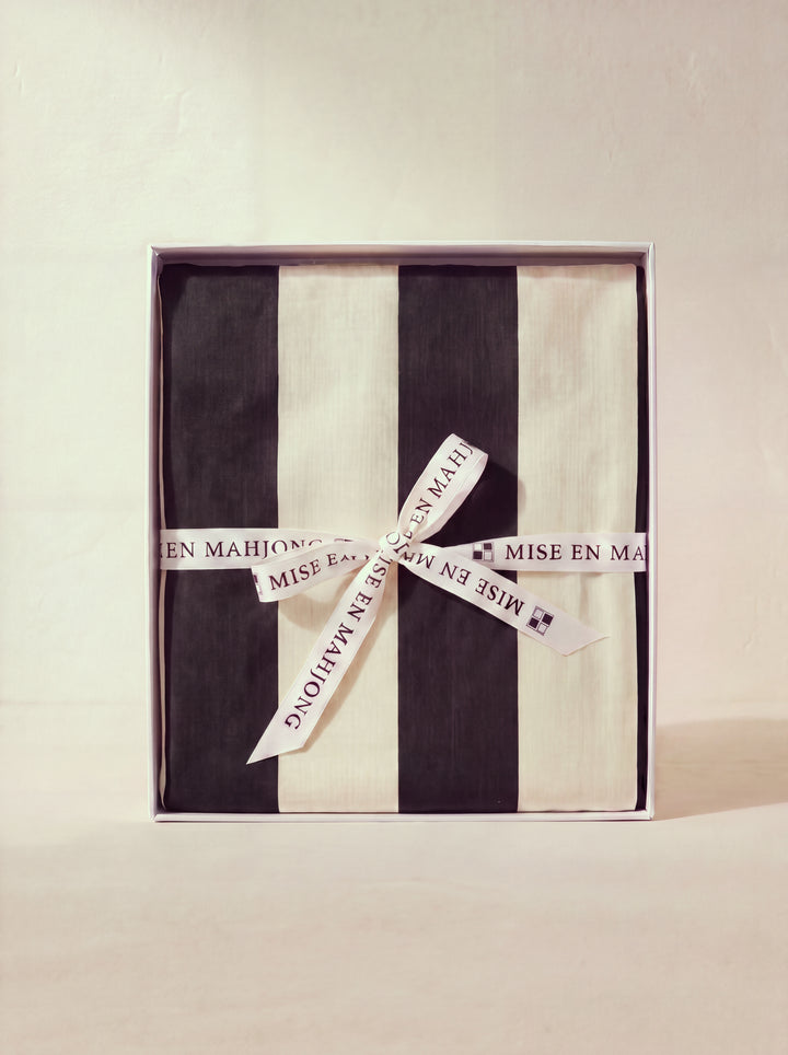 Italian Cabana Stripe Table Cover in Black Striped