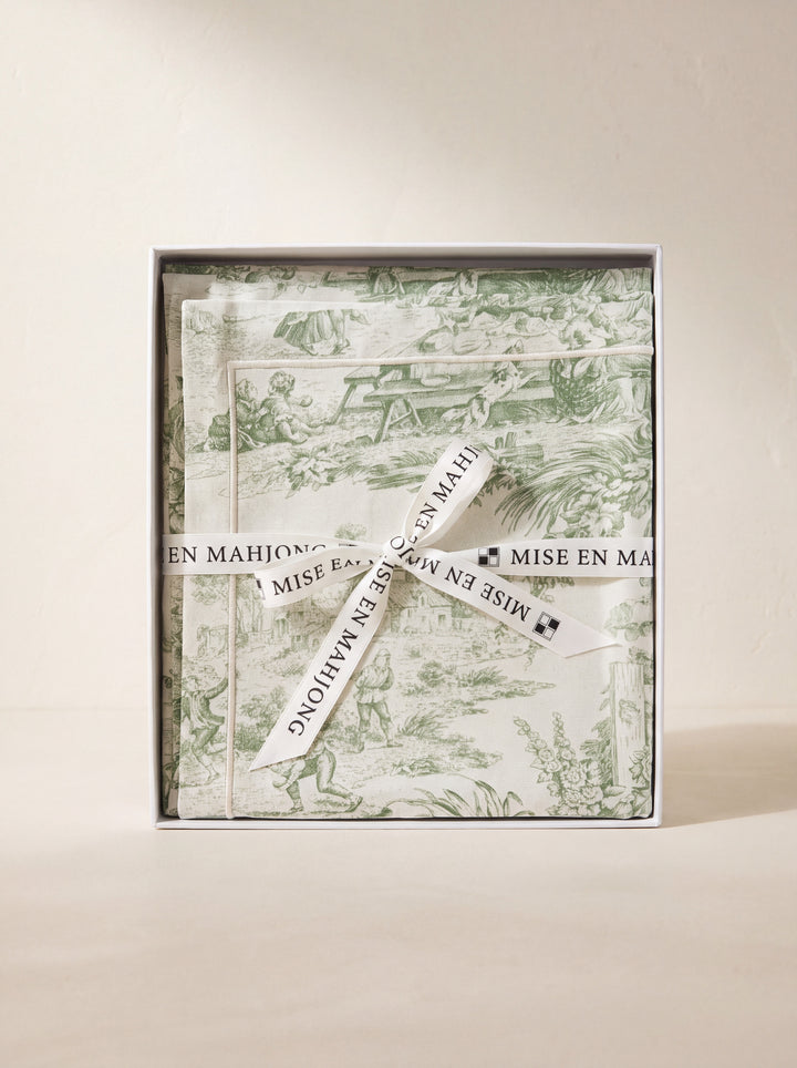 An Afternoon in Italy Table Cover in Green+Cream Toile